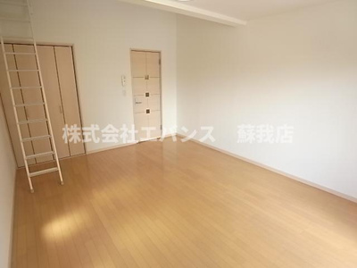 【寝室】 | サイプレス | 寝室にいかがでしょうか