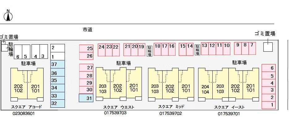 スクエア　ウエストの駐車場