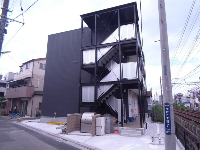 リブリ・エフエス宝町