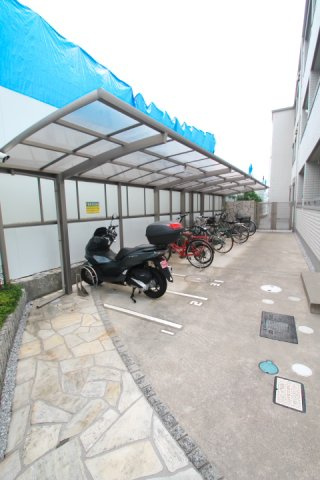 【駐車場】