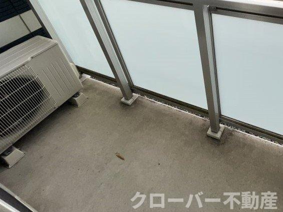 レオネクストソファレ　Ｆのバルコニー