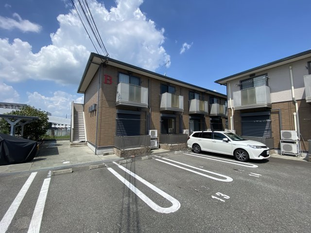 ヴィラージュ大開 B棟
