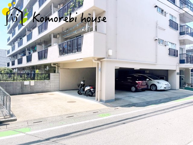 東カングランドマンション第2大宮の駐車場|26.7.10撮影済み