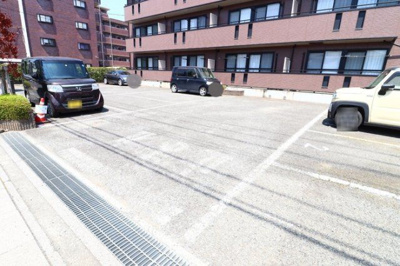 【駐車場】 | スカイシティ・ベルテ