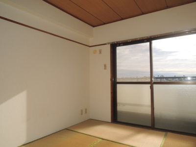 【寝室】