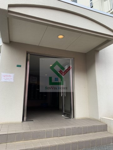 アイリスガーデン清瀬のエントランス