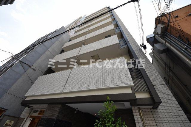 ノーブルスクエア新町の外観