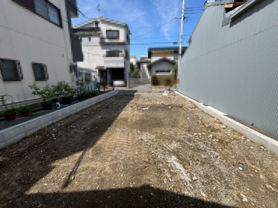 【外観】 | 六条通　新築一戸建 | 家族を身近に感じる対面式キッチンです！家族と会話しながら楽しくお料理できますね♪
