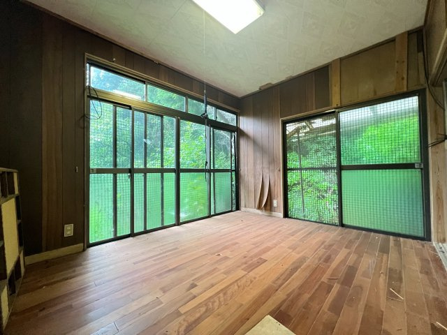 朝倉市荷原　畑付き　4LDKの洋室