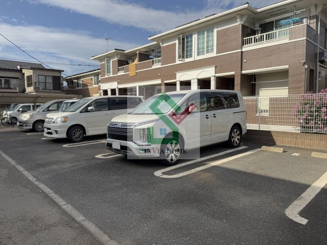 ピアフィールド2の駐車場
