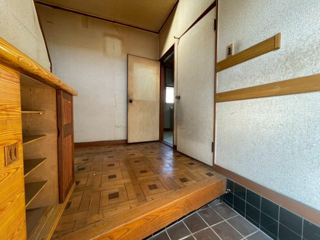 【玄関】 | 鴻巣市神明2丁目　中古戸建