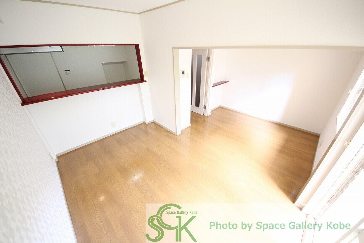 タウンハウス伊川谷の居間・リビング|※お部屋により仕様が異なる場合があります※