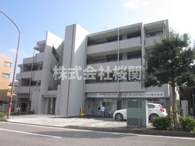 ルミナスシティ港南台のエントランス