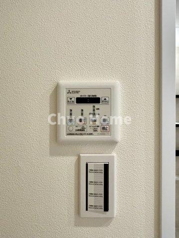 モアシティ浅草の内装|【浴室乾燥機】暖房・冷風・換気・乾燥が可能です。毎日を快適に過ごせるうれしい機能が揃っています。雨の日の洗濯物も安心です。