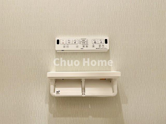 モアシティ浅草の内装|【ウォシュレット】清潔に使いたいお手洗いには最適な設備です。もちろんウォームレットも標準装備です。