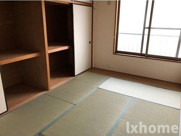 エクセル小西D棟の内装|明るい色調の室内です