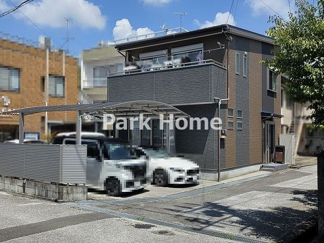 高知市一宮西町1丁目　中古戸建ての前面道路含む現地写真