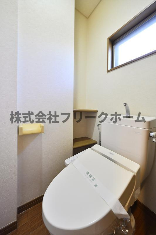 三鷹市野崎３丁目のアパートのトイレ