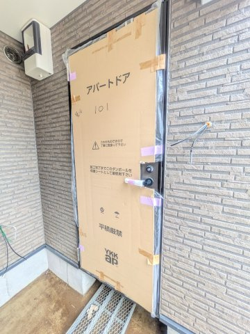 パークメゾン鷺沼の玄関