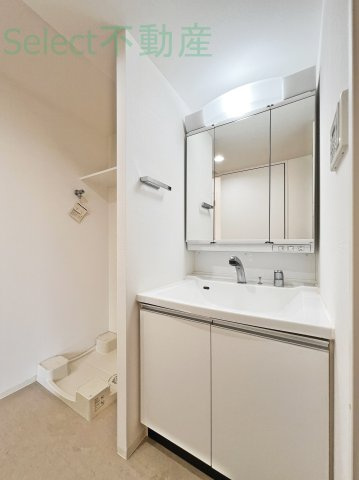 CORNES　HOUSE　NAGOYAの洗面所
