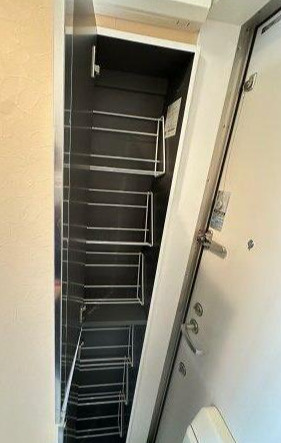 サザンみなとみらい御所山の玄関