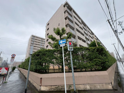 【外観】 | 新北島コーポ４号棟 | 大阪メトロ四ツ橋線「住之江公園」駅まで徒歩１０分！忙しい朝や、遅くなった帰宅時にも嬉しいですね♪