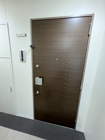 【玄関】
