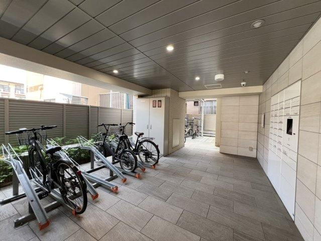 【駐車場】