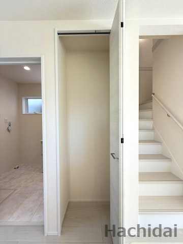 碧南市神有町1丁目　新築戸建＜4号棟＞の収納|LDK収納