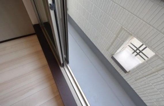 メゾンプラムＢ棟のバルコニー|別部屋参照写真