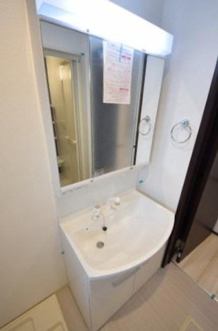 メゾンプラムＢ棟の洗面所|別部屋参照写真