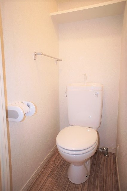 エンクレスト博多のトイレ|落ち着いたトイレです