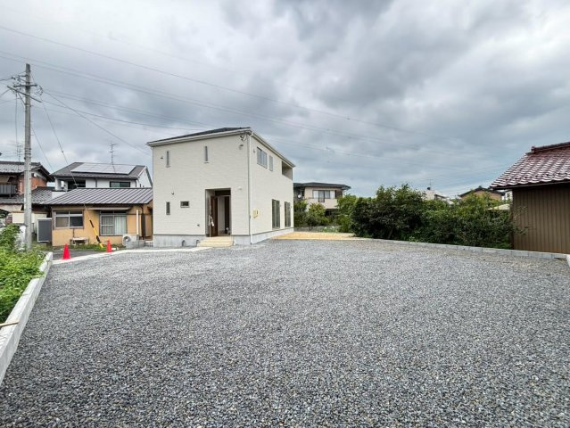 クワイエ　大垣市荒尾町第３　全１区画分譲の駐車場|■駐車場　■ヤマダ不動産　株式会社リライフ　
■夢のマイホーム購入をフルサポートします！