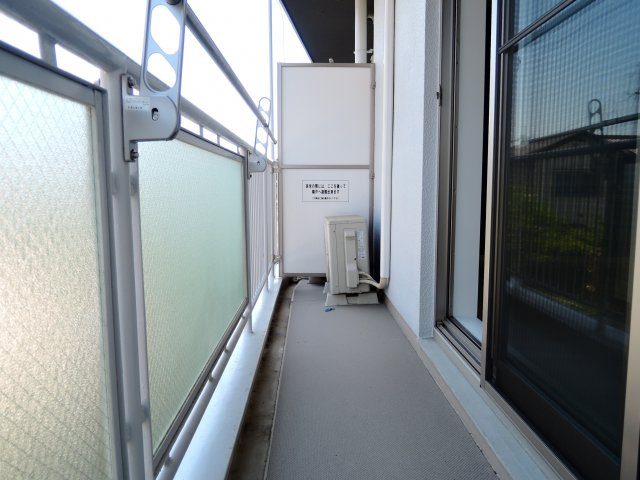 マンション東岡のバルコニー