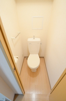 【トイレ】 | ロバート | 落ち着いた色調のトイレです