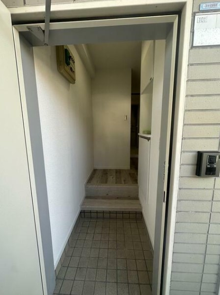 カーサ松庵の玄関