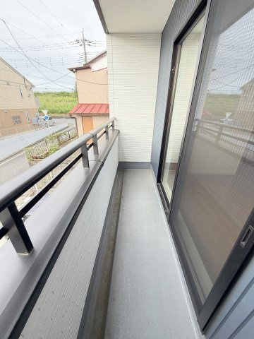 三郷市早稲田3丁目　中古戸建のバルコニー|北側にもバルコニーが付いています