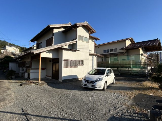 売中古戸建　富士宮市羽鮒の前面道路含む現地写真