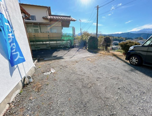 売中古戸建　富士宮市羽鮒の駐車場