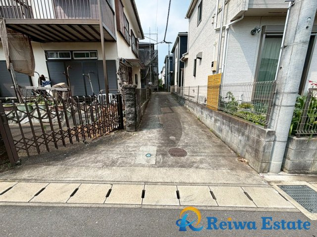 中古戸建　高座郡寒川町倉見の駐車場