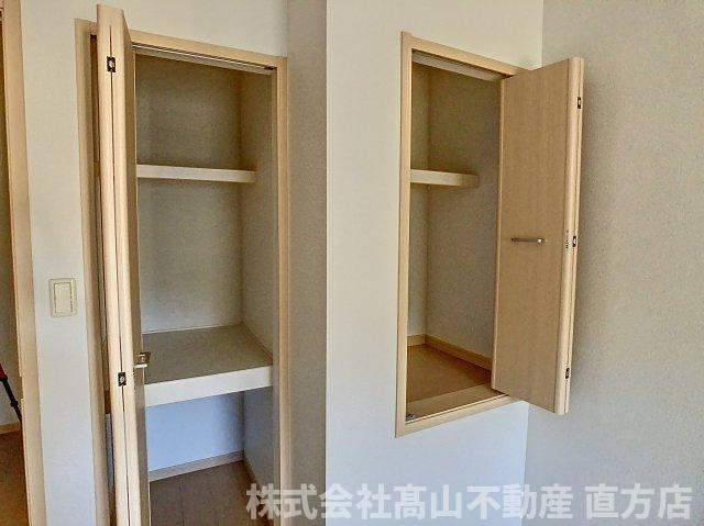 直方市大字頓野のアパートの収納