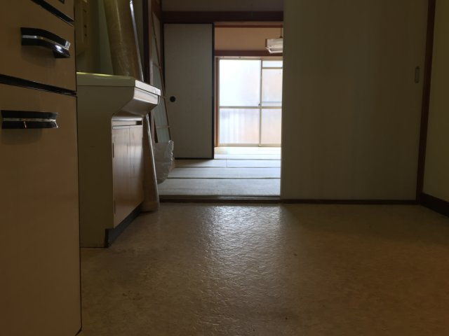 川出マンションの居間・リビング