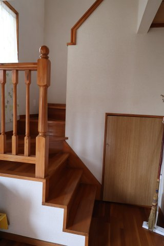 見附市緑町　土地建物の内装