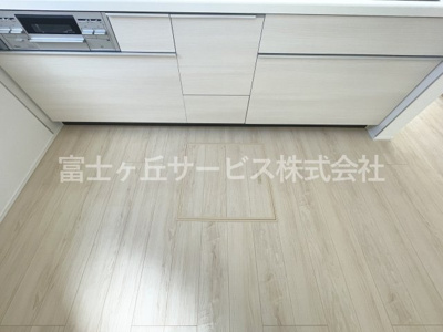【収納】 | 菊川市柳3丁目 3期 新築一戸建て | 床下収納庫です