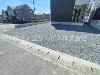 【駐車場】 | 菊川市柳3丁目 3期 新築一戸建て | 駐車場です