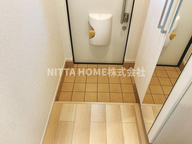 ボナールⅡの玄関|玄関も十分なスぺースがあります＊