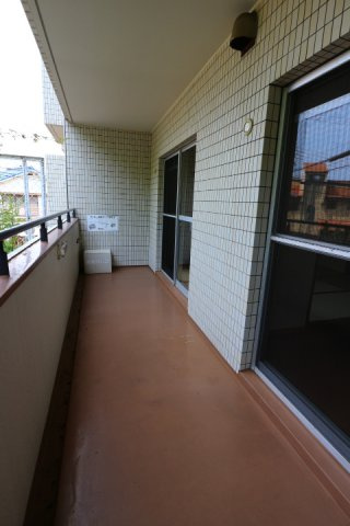 五色山アーバンリズのバルコニー