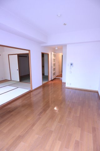 五色山アーバンリズの居間・リビング