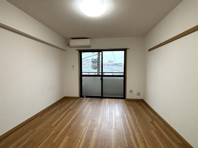 多摩市永山２丁目の賃貸マンションの居間・リビング