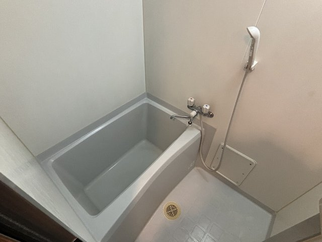 多摩市永山２丁目の賃貸マンションの浴室
